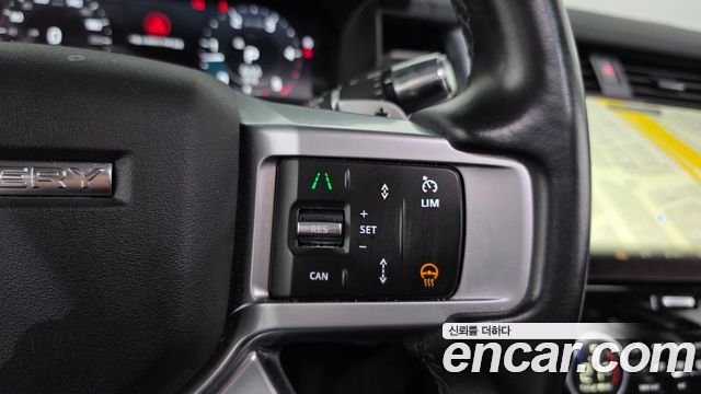 Land Rover Discovery 2022 — photo 17