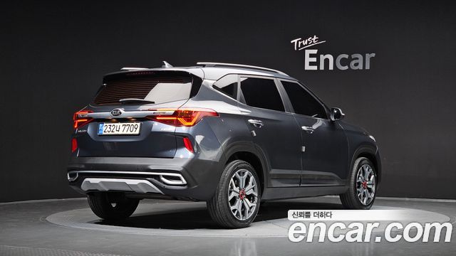 Kia Seltos 2022 — photo 2