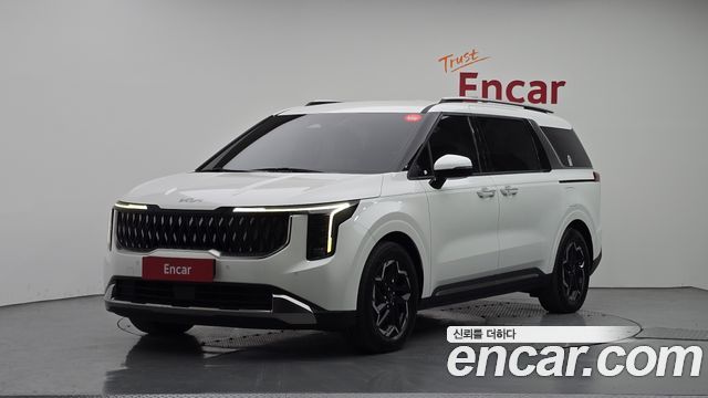 Kia Canival 2025 — photo 1