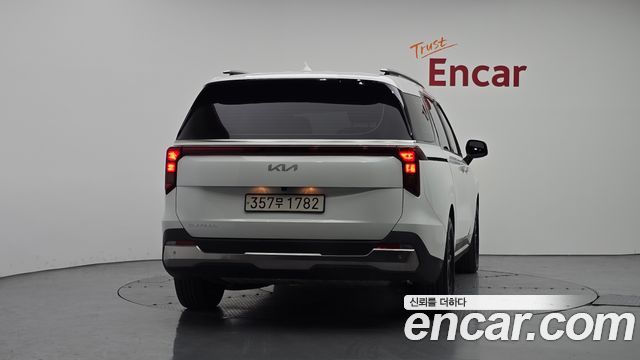 Kia Canival 2025 — photo 4