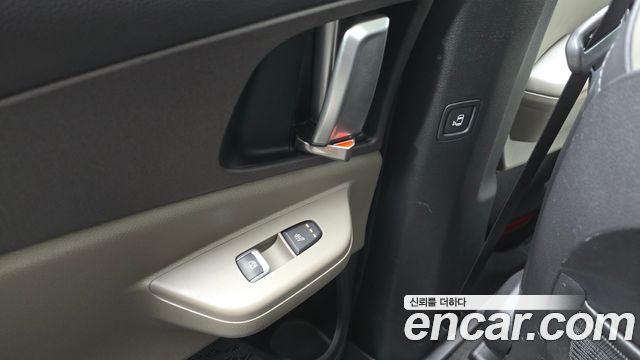 Kia Canival 2025 — photo 17