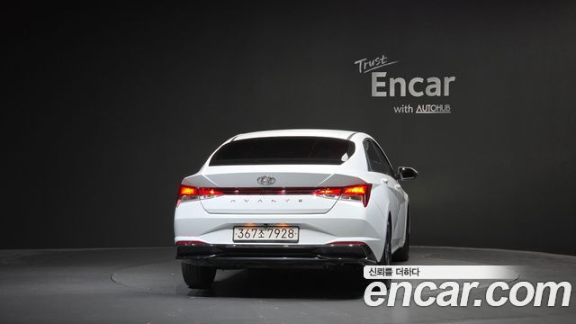 Hyundai AVANTE 2023 — photo 4