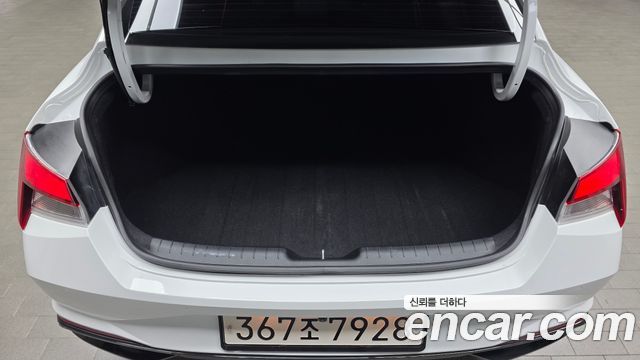 Hyundai AVANTE 2023 — photo 25