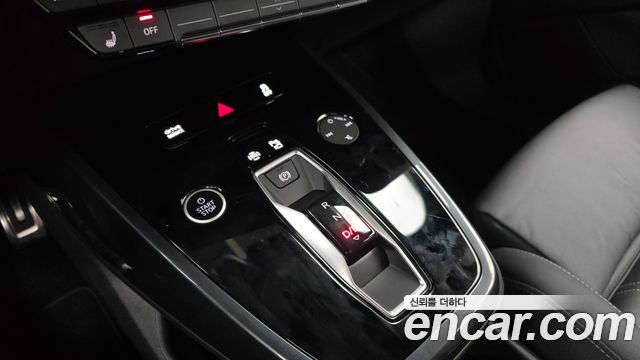 Audi Q4 e-tron 2026 — photo 12
