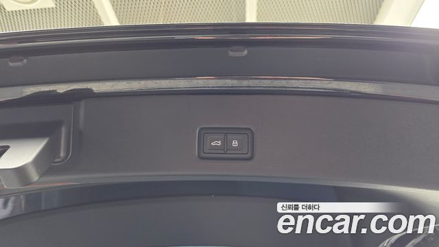 Audi Q4 e-tron 2026 — photo 23