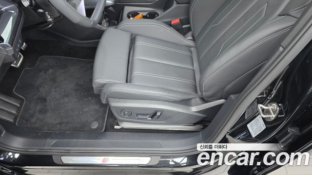 Audi Q4 e-tron 2026 — photo 25