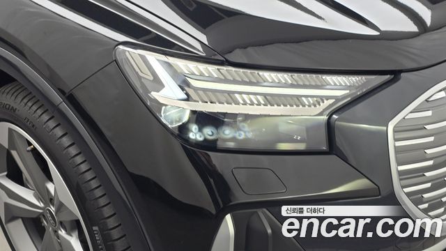 Audi Q4 e-tron 2026 — photo 8