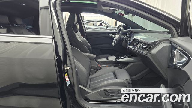 Audi Q4 e-tron 2026 — photo 16