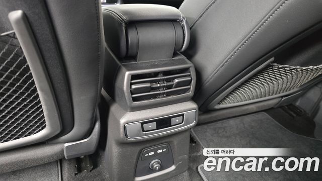 Audi Q4 e-tron 2026 — photo 31