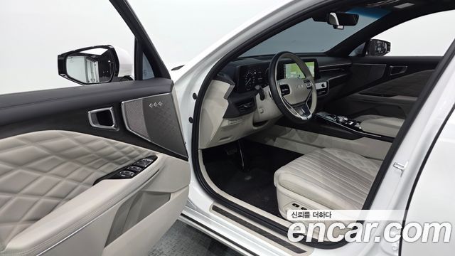Kia K8 2023 — photo 13