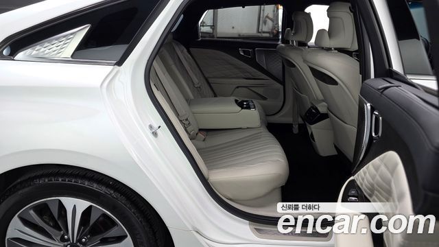 Kia K8 2023 — photo 17