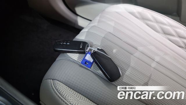 Kia K8 2023 — photo 22