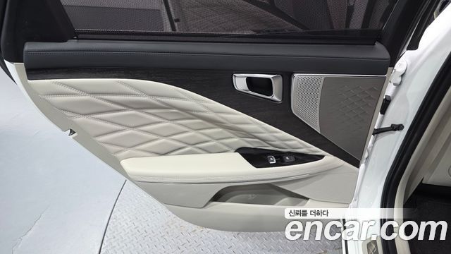 Kia K8 2023 — photo 15