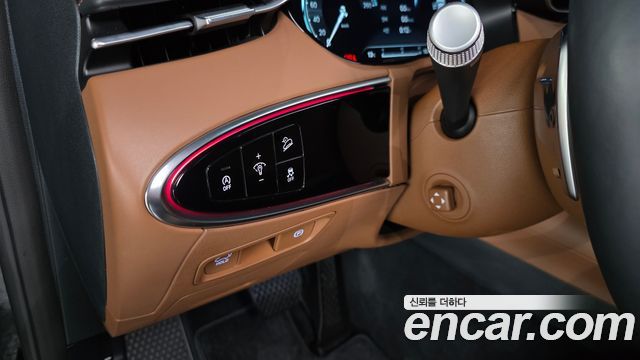 Genesis GV70 2023 — photo 18