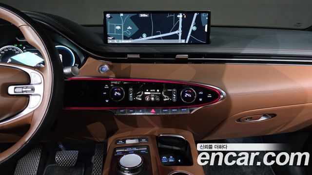 Genesis GV70 2023 — photo 20