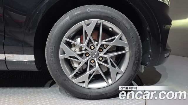 Genesis GV70 2023 — photo 7