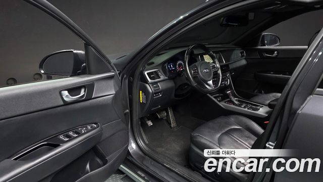 Kia K5 2017 — photo 13