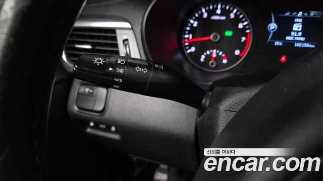 Kia K5 2017 — photo 23