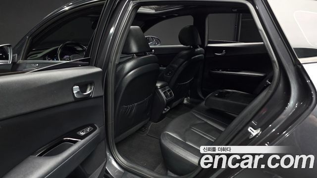 Kia K5 2017 — photo 16