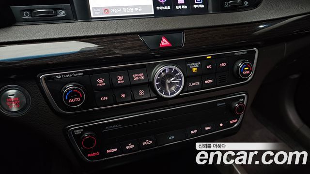 Kia K7 2017 — photo 24