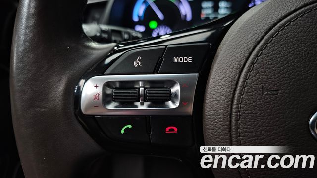 Kia K7 2017 — photo 29