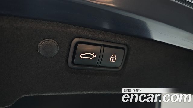 Kia K7 2017 — photo 36