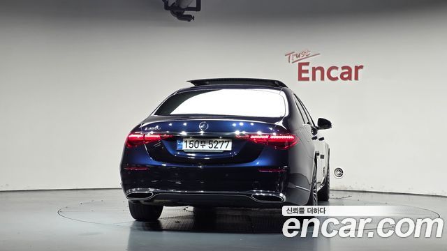 Mercedes-Benz S-Class 2022 — photo 4