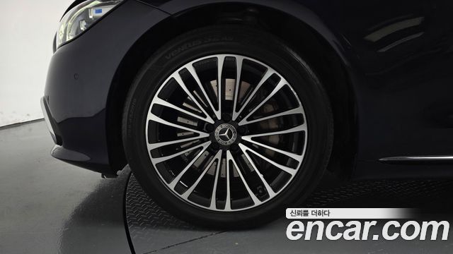 Mercedes-Benz S-Class 2022 — photo 5