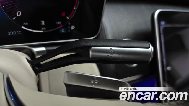 Mercedes-Benz S-Class 2022 — photo 12