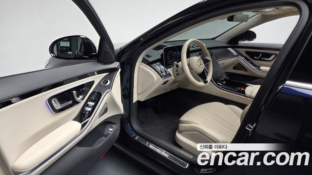 Mercedes-Benz S-Class 2022 — photo 13