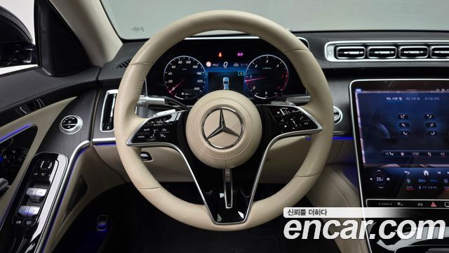 Mercedes-Benz S-Class 2022 — photo 19