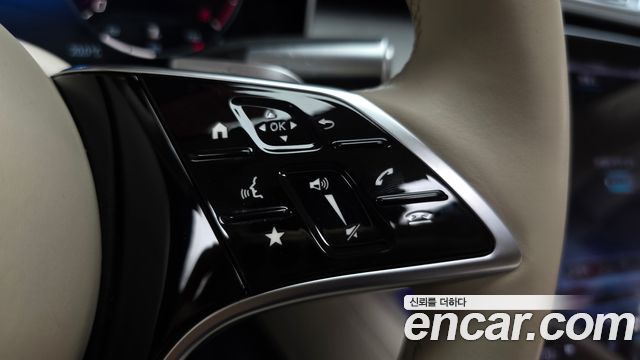 Mercedes-Benz S-Class 2022 — photo 34