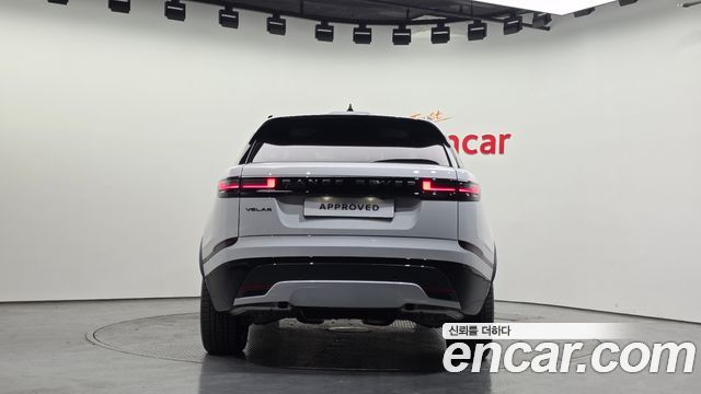 Land Rover Range Rover Velar 2026 — photo 6