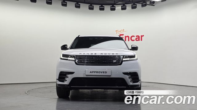 Land Rover Range Rover Velar 2026 — photo 7