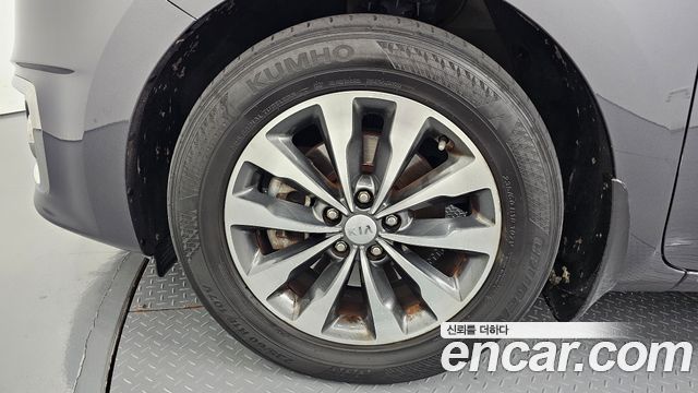 Kia Canival 2018 — photo 5