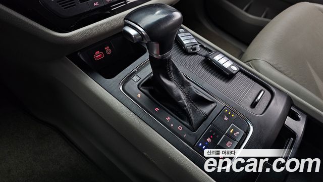 Kia Canival 2018 — photo 12