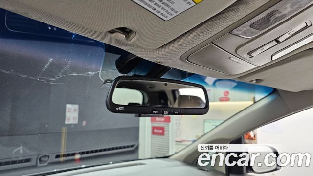 Kia Canival 2018 — photo 22