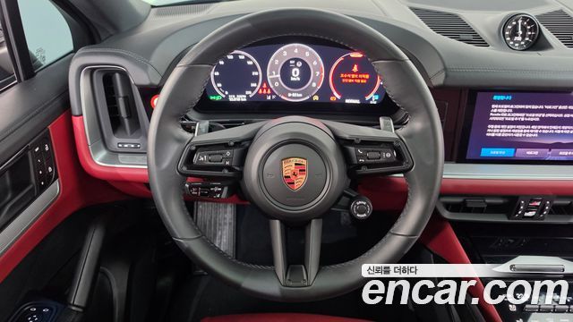 Porsche Cayenne 2026 — photo 19