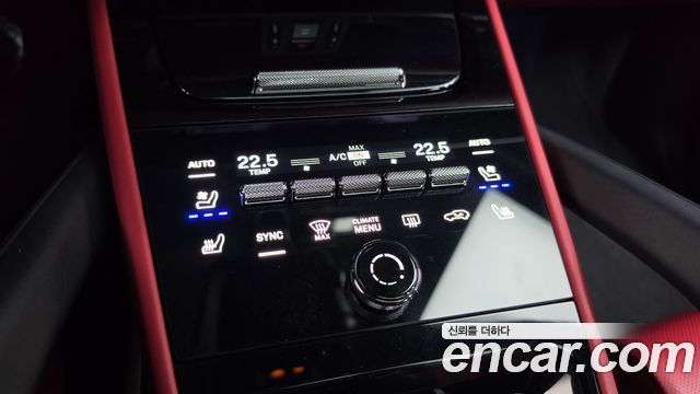 Porsche Cayenne 2026 — photo 31