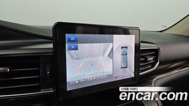 Ford Explorer 2020 — photo 20