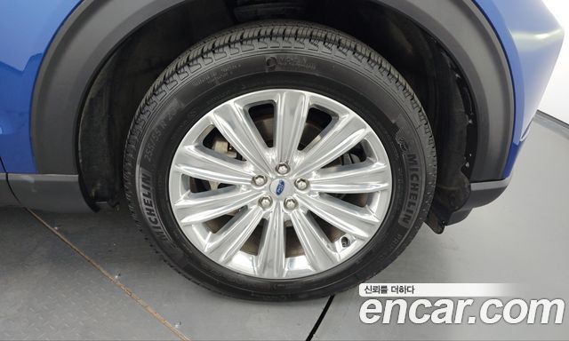 Ford Explorer 2020 — photo 7