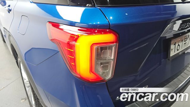 Ford Explorer 2020 — photo 9