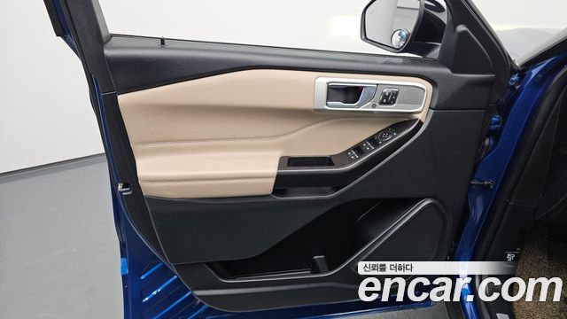 Ford Explorer 2020 — photo 14