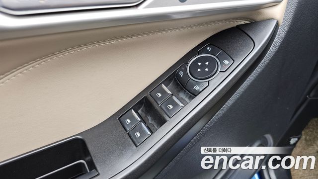Ford Explorer 2020 — photo 27
