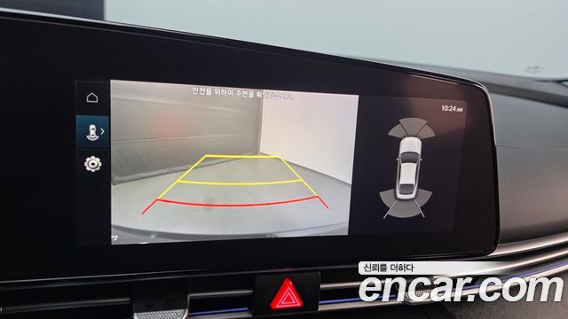 Hyundai AVANTE 2021 — photo 16