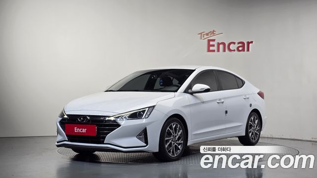 Hyundai AVANTE 2019 — photo 1