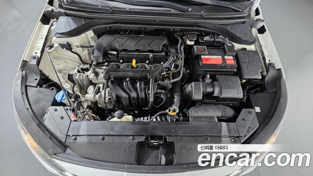 Hyundai AVANTE 2019 — photo 6