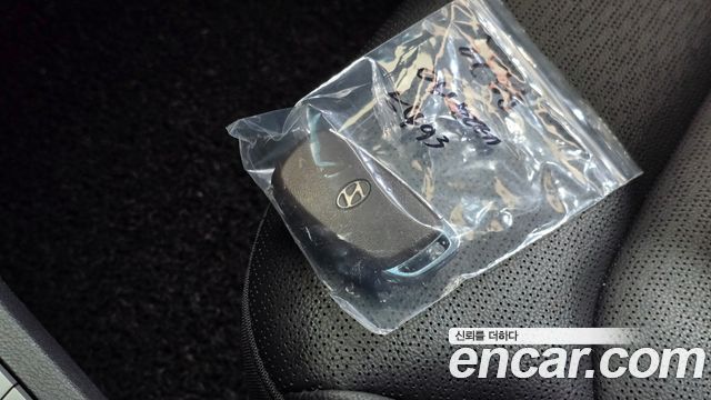 Hyundai AVANTE 2019 — photo 15