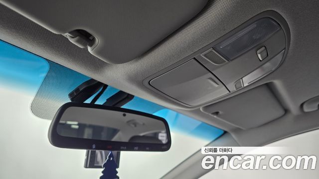 Hyundai AVANTE 2019 — photo 19