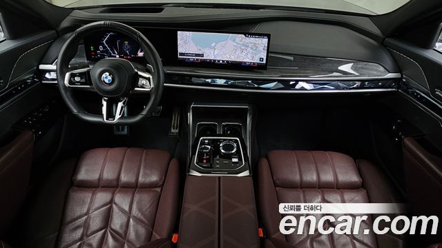 BMW 7-Series 2024 — photo 10